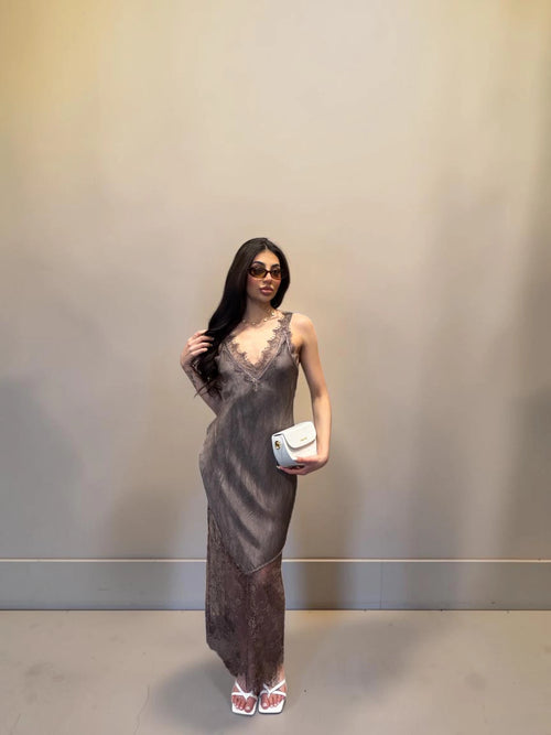 Abito elegante lungo in viscosa con pizzo
