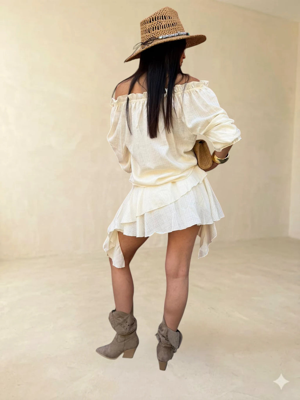 Coordinato casacca con gonna corte a balze