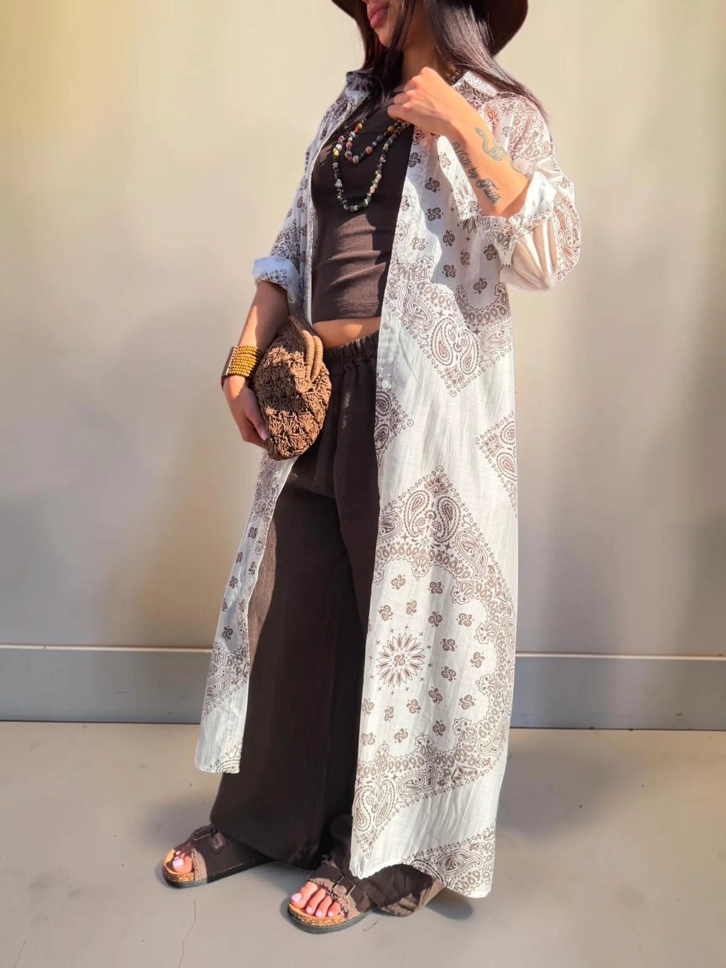 Cardigan lungo con decori