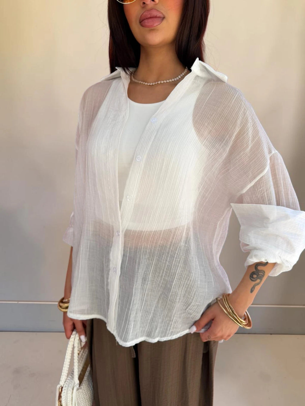 Camicia semivelata taglio dritto