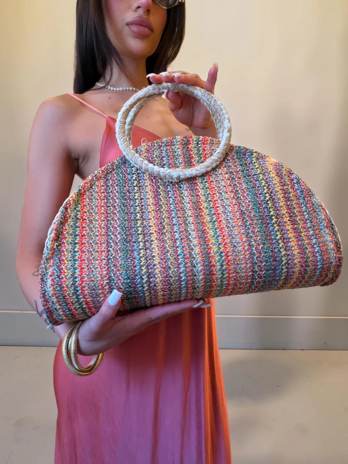 Box bag in rafia intrecciata