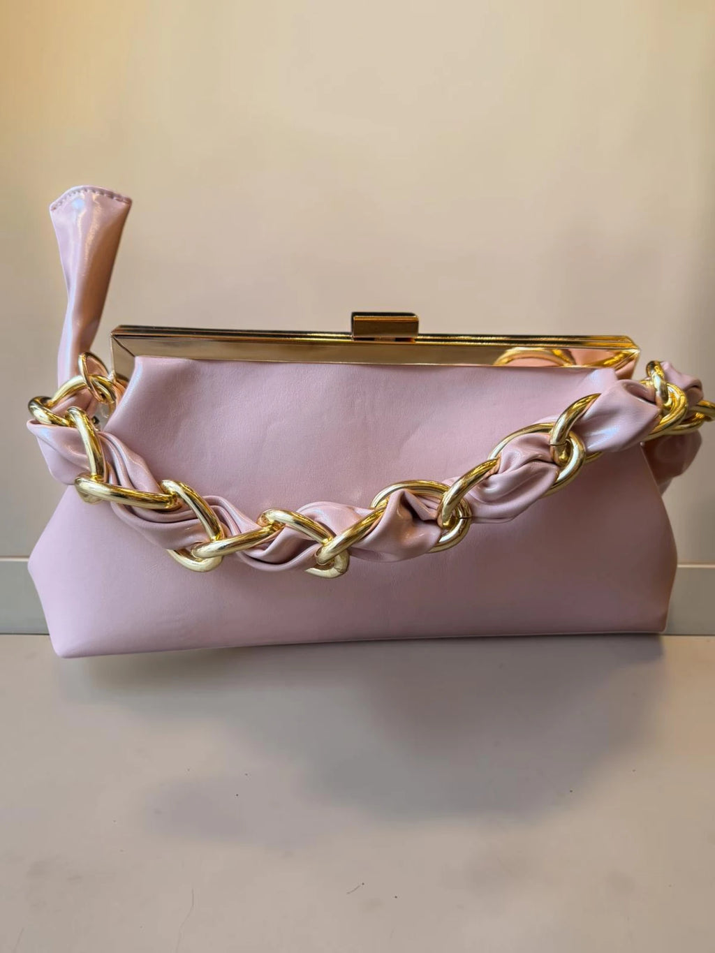 Borsa con manico a catena