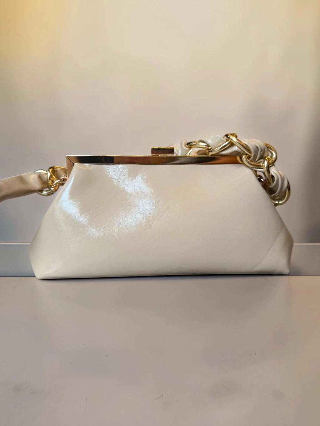 Borsa con manico a catena