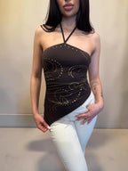 Top halter con borchiette